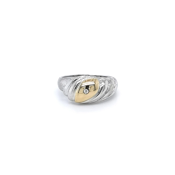 Nhẫn đính đá zircon làm từ vàng kết hợp