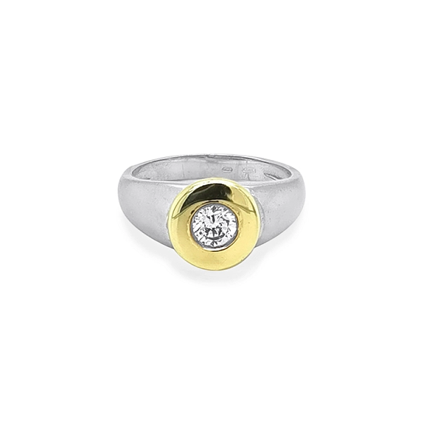 Nhẫn vàng đính đá zircon