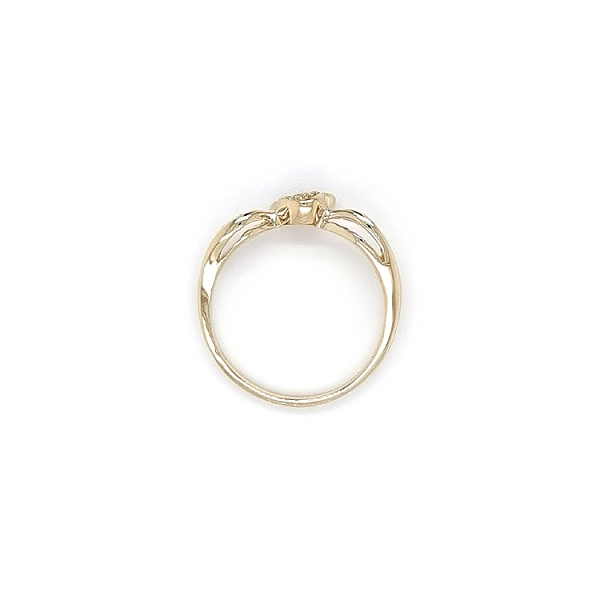 Nhẫn vàng đính đá zircon