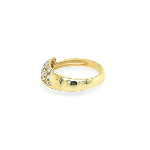 Nhẫn vàng đính đá zircon