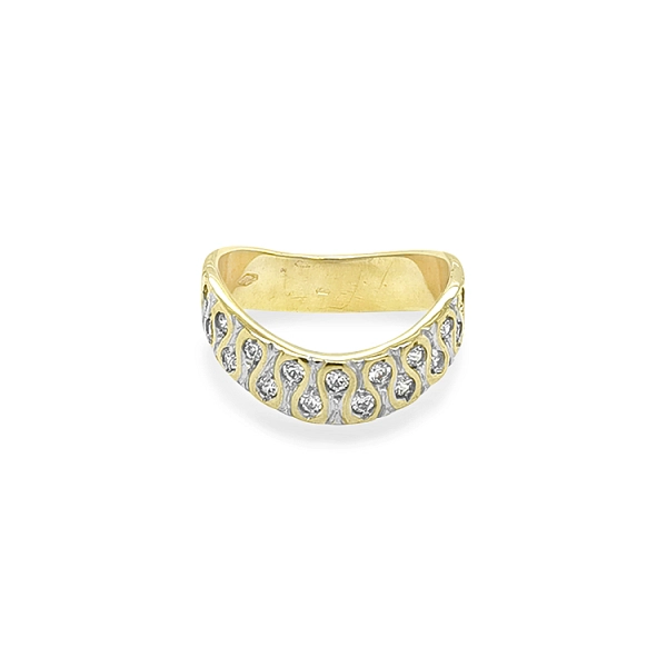 Nhẫn vàng đính đá zircon