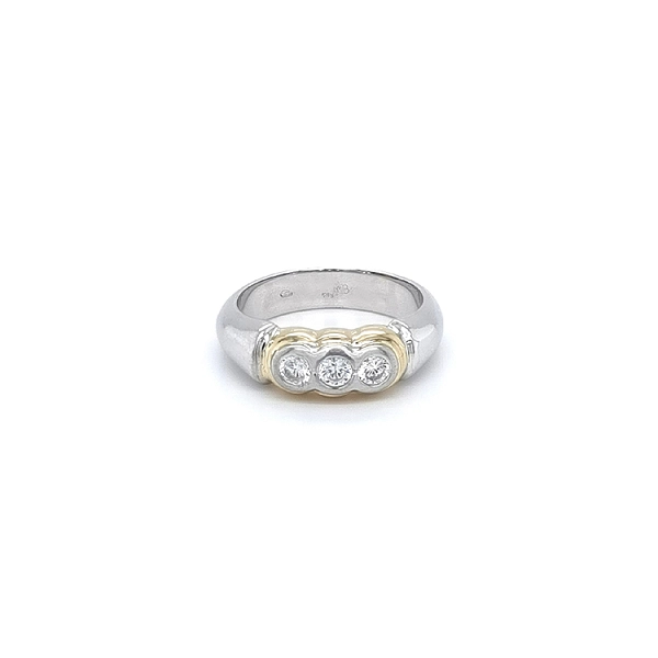 Nhẫn kết hợp vàng và zirconia