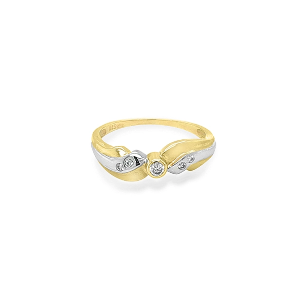 Nhẫn vàng đính đá zircon làm từ vàng kết hợp
