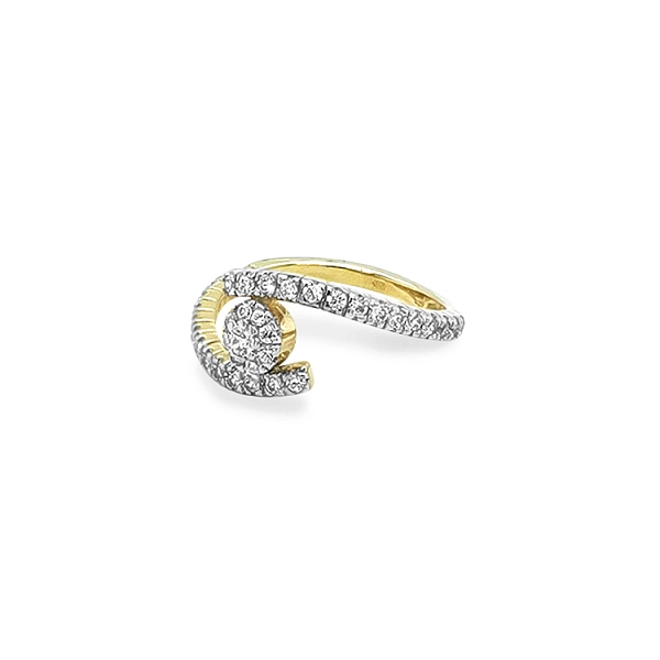 Nhẫn vàng đính đá zircon