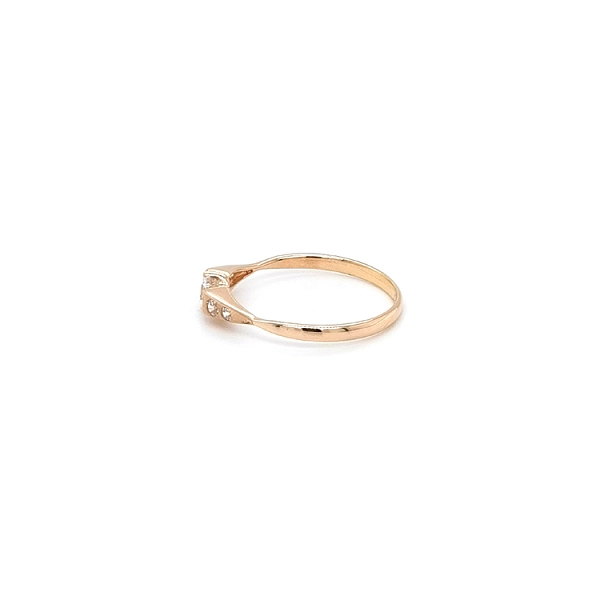 Nhẫn nữ vàng đính đá zircon