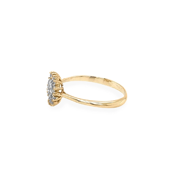 Nhẫn vàng đính đá zircon