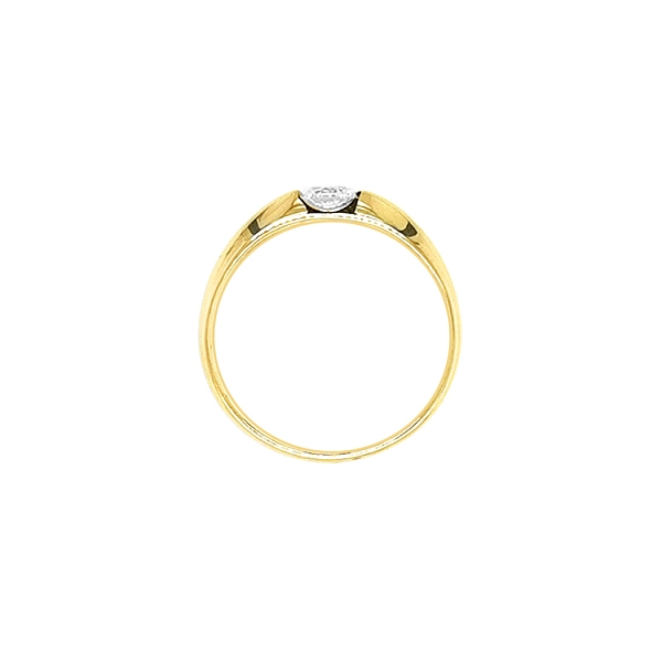Nhẫn đính hôn bằng vàng với đá zircon