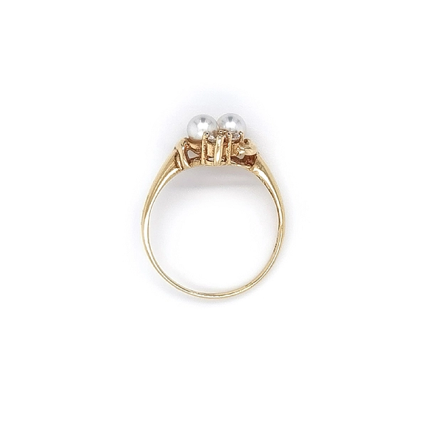 Nhẫn vàng đính ngọc trai và đá zircon