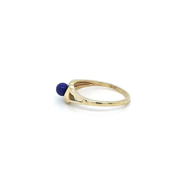 Vòng cổ vàng với đá lapis lazuli