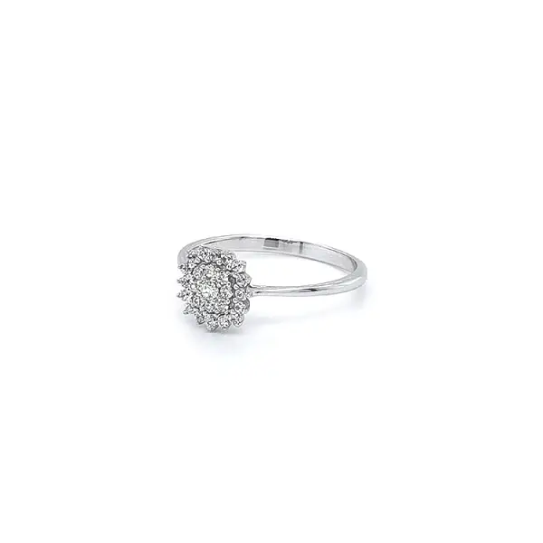 Nhẫn vàng trắng đính đá zircon trắng