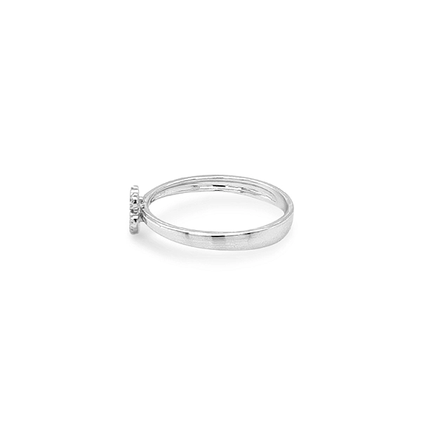 Nhẫn vàng đính đá zircon