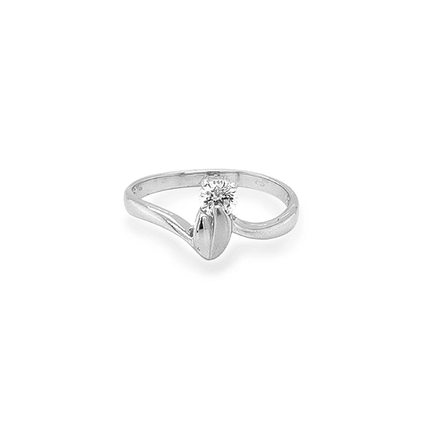 Nhẫn vàng đính đá zircon