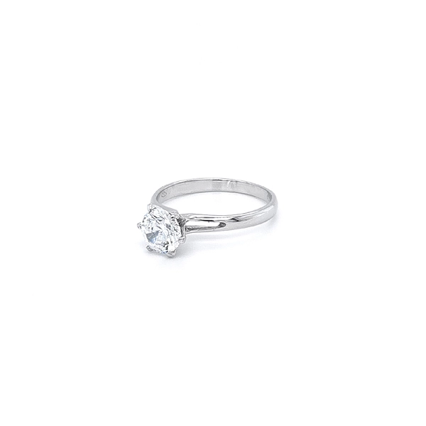 Nhẫn đính hôn bằng vàng trắng và zircon