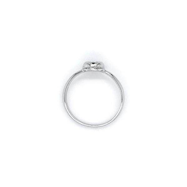 Nhẫn đính hôn bằng vàng trắng và zircon