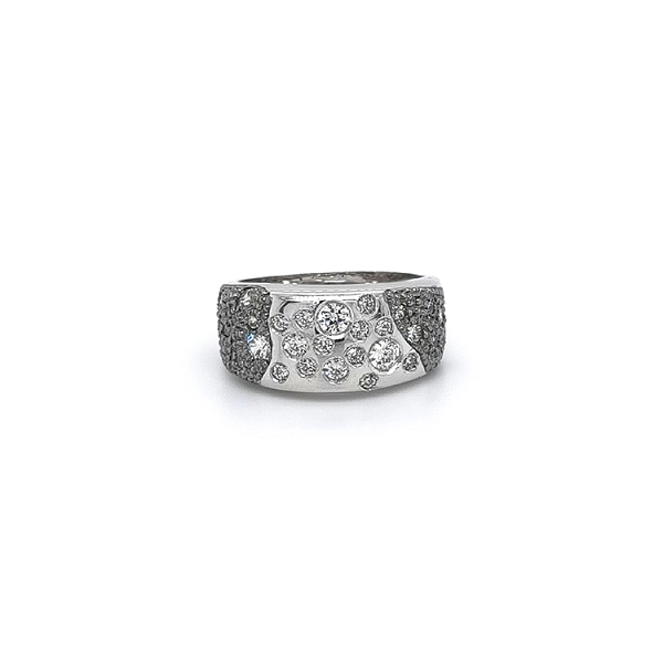 Nhẫn vàng trắng đính đá zircon trắng