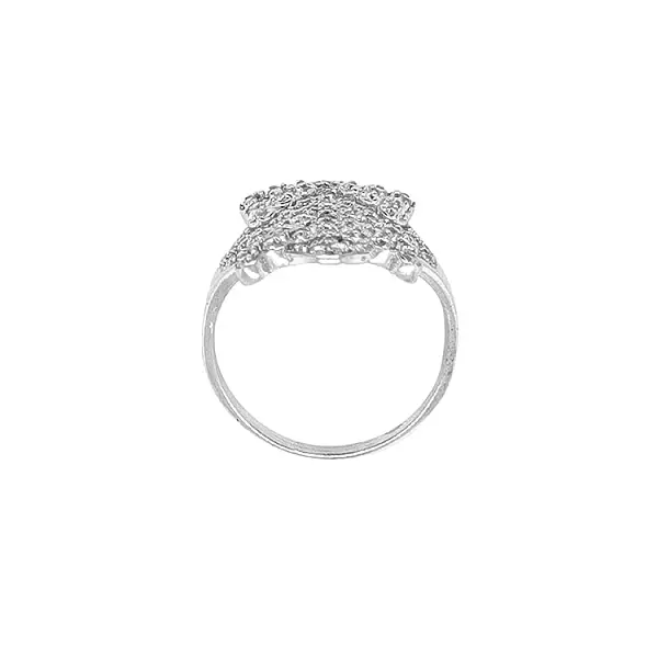 Nhẫn vàng đính đá zircon