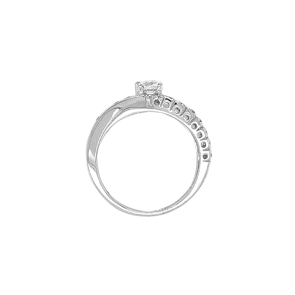 Nhẫn vàng đính đá zircon