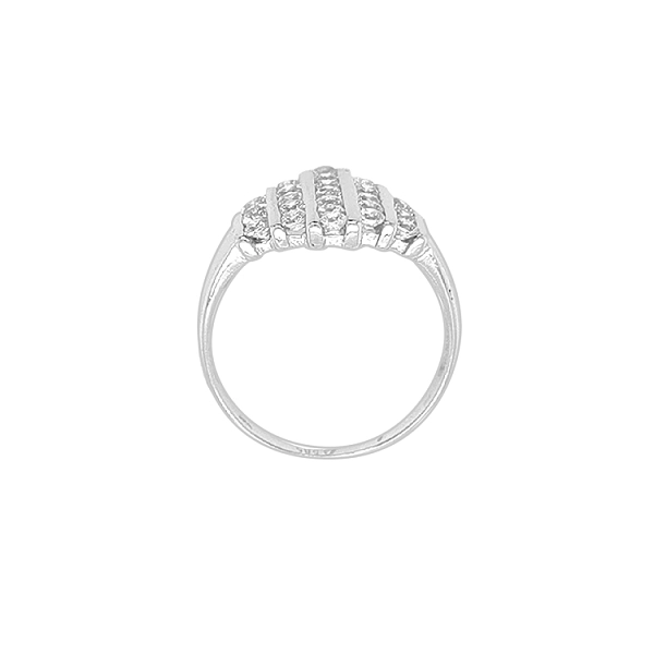 Nhẫn vàng đính đá zircon