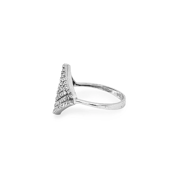 Nhẫn vàng đính đá zircon