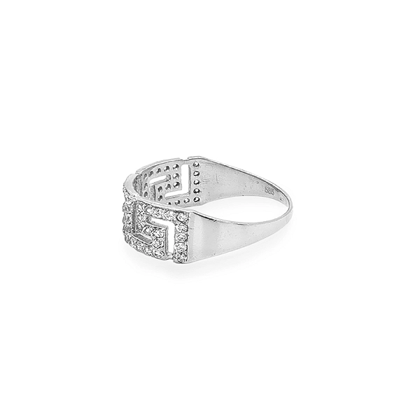 Nhẫn vàng đính đá zircon