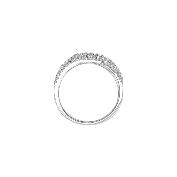 Nhẫn vàng đính đá zircon