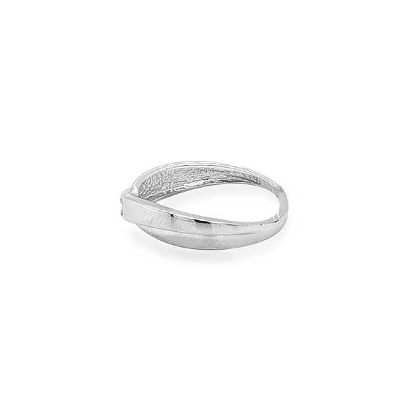Nhẫn vàng đính đá zircon