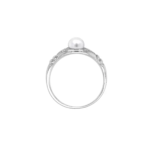 Nhẫn vàng đính ngọc trai và đá zircon