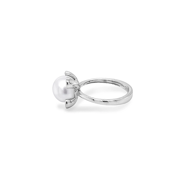 Nhẫn vàng đính ngọc trai và đá zircon