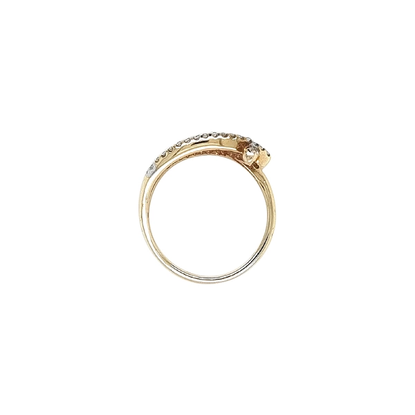Nhẫn vàng đính đá zircon