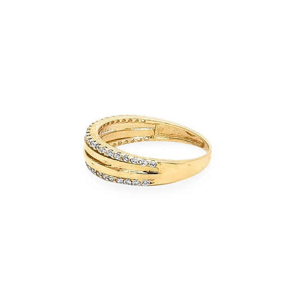 Nhẫn vàng đính đá zircon
