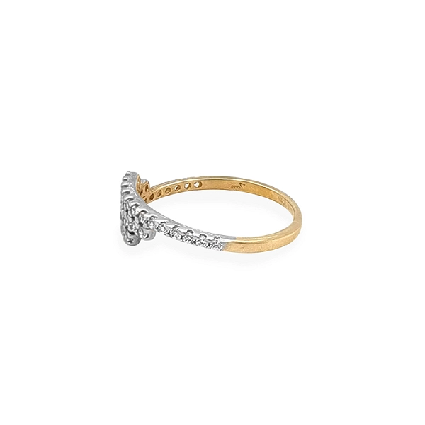 Nhẫn vàng đính đá zircon