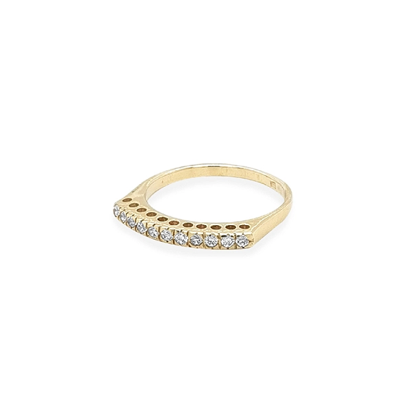 Nhẫn vàng đính đá zircon