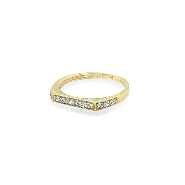 Nhẫn vàng đính đá zircon