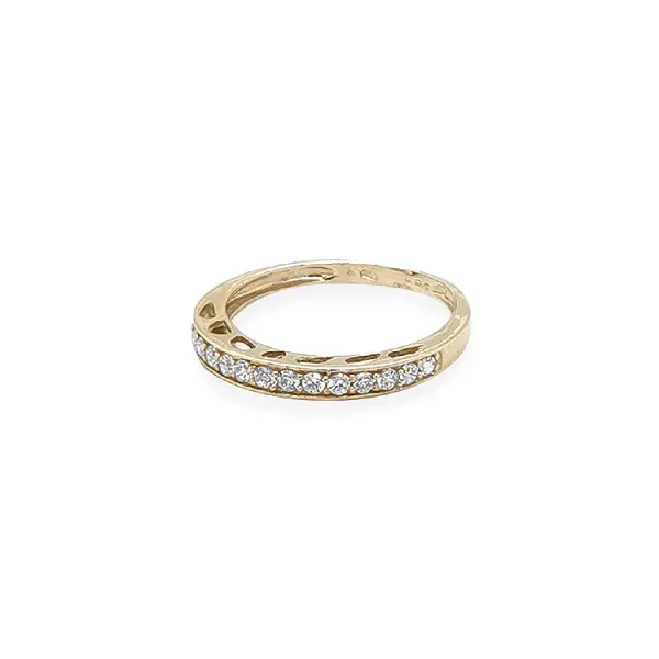 Nhẫn vàng đính đá zircon