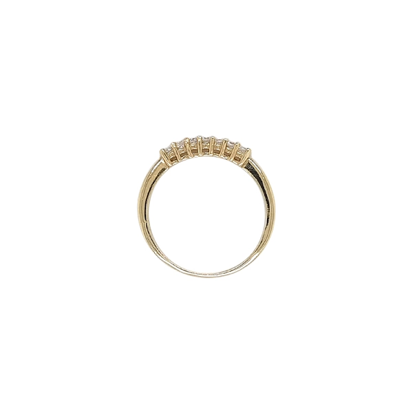 Nhẫn vàng đính đá zircon