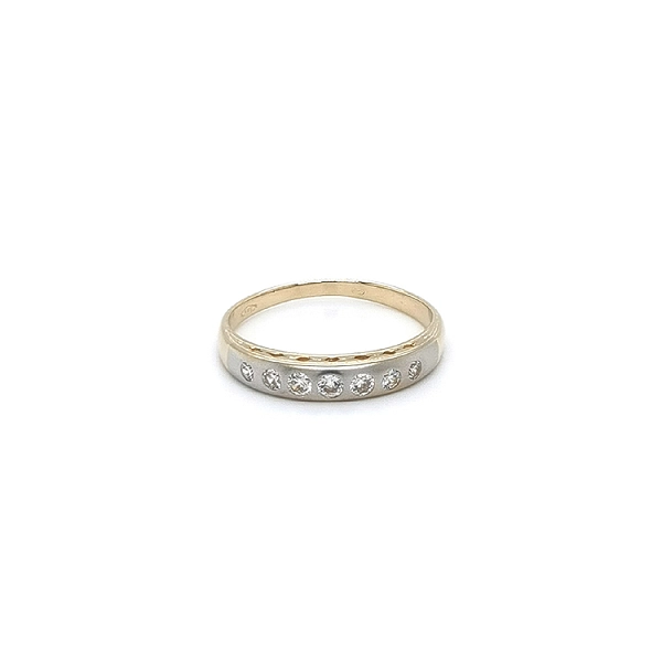 Nhẫn kết hợp vàng và zirconia