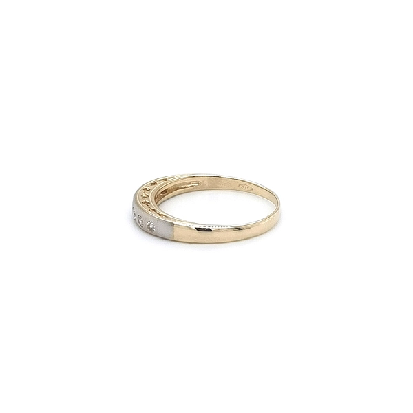Nhẫn kết hợp vàng và zirconia