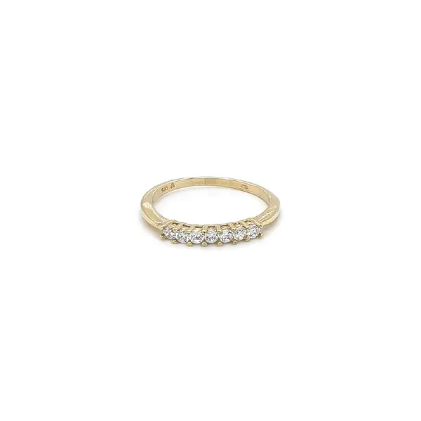Nhẫn vàng đính đá zircon