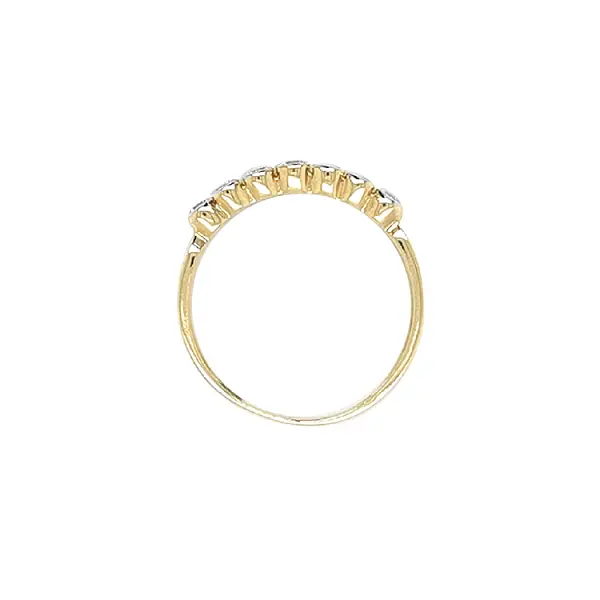 Nhẫn vàng đính đá zircon