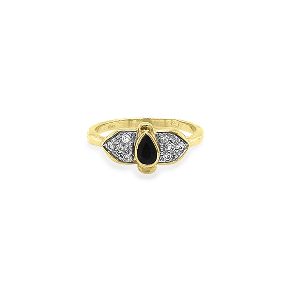 Nhẫn vàng đính đá zircon màu