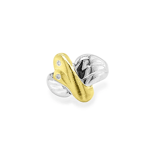 Nhẫn vàng đính đá zircon làm từ vàng kết hợp