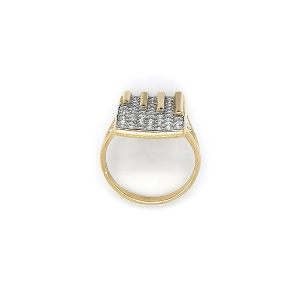 Nhẫn kết hợp vàng và zirconia