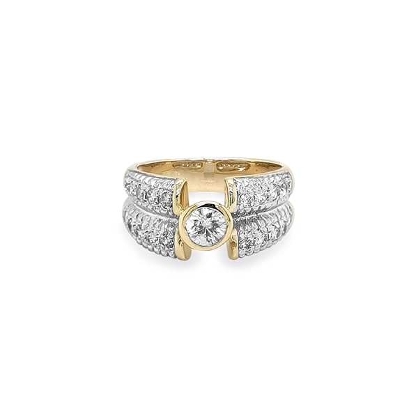 Nhẫn vàng đính đá zircon