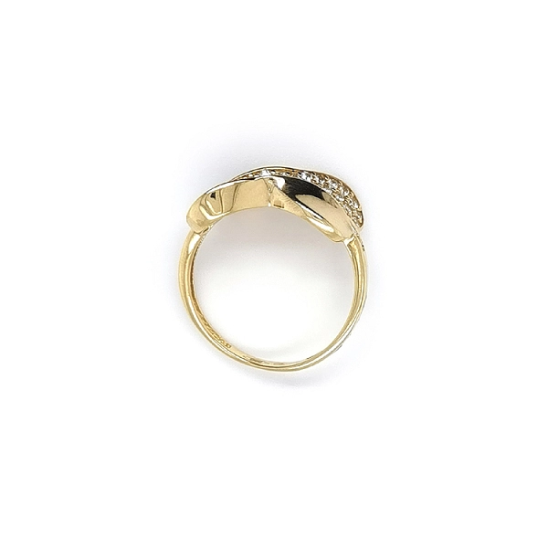 Nhẫn vàng đính đá zircon