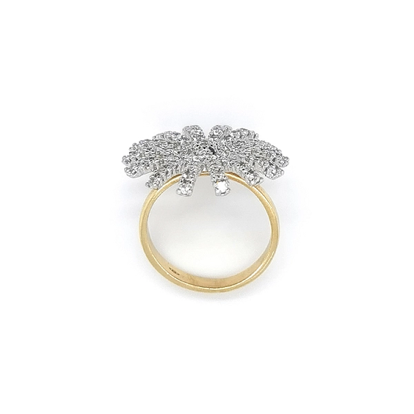 Nhẫn kết hợp vàng và zirconia
