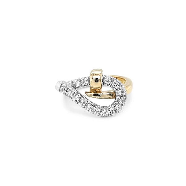 Nhẫn vàng đính đá zircon