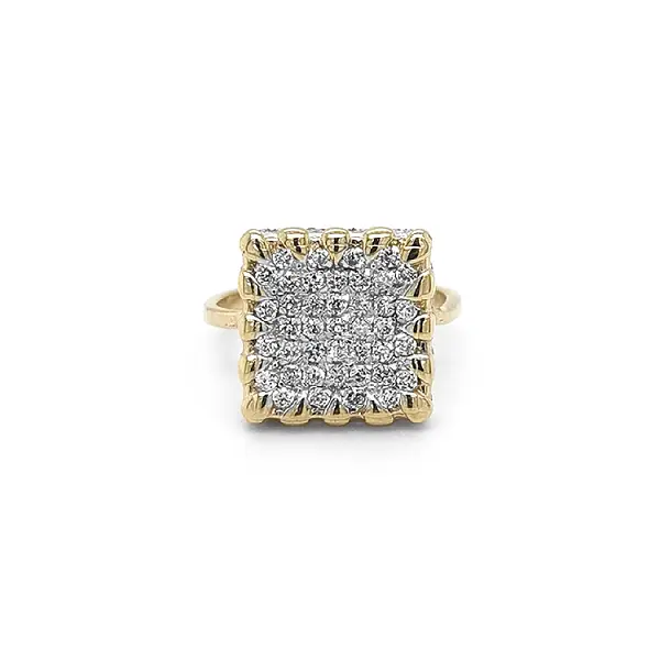 Nhẫn vàng đính đá zircon