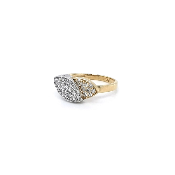 Nhẫn kết hợp vàng và zirconia