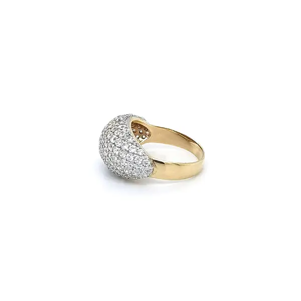 Nhẫn vàng đính đá zircon