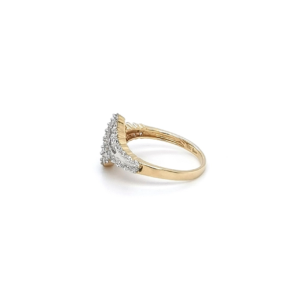 Nhẫn kết hợp vàng và zirconia
